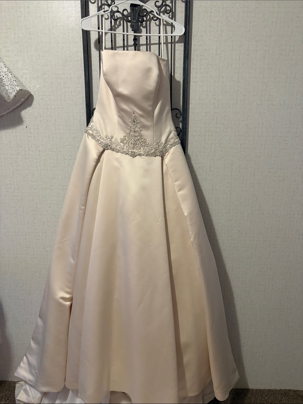 Elegant Strapless Cream Satin Bridal Gown with Beaded Waist